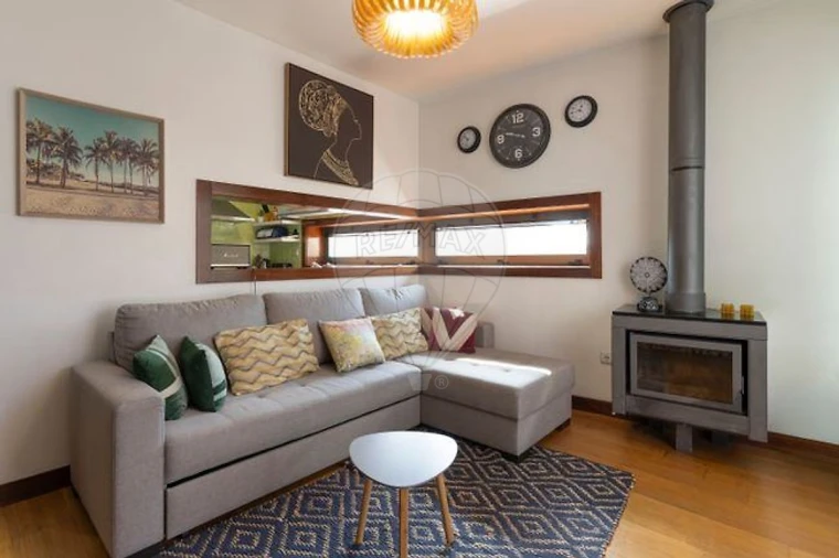 Apartamento T1 para Arrendamento em Santa Joana Foto 7