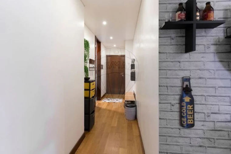 Apartamento T1 para Arrendamento em Santa Joana Foto 11
