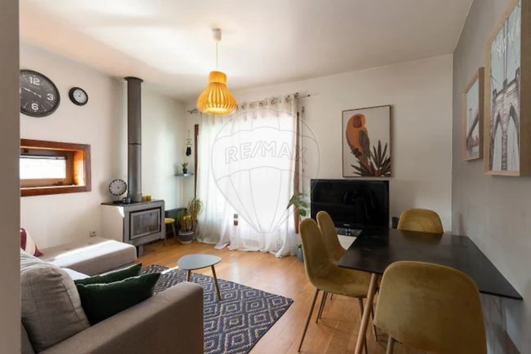 Apartamento T1 para Arrendamento em Santa Joana Foto 16
