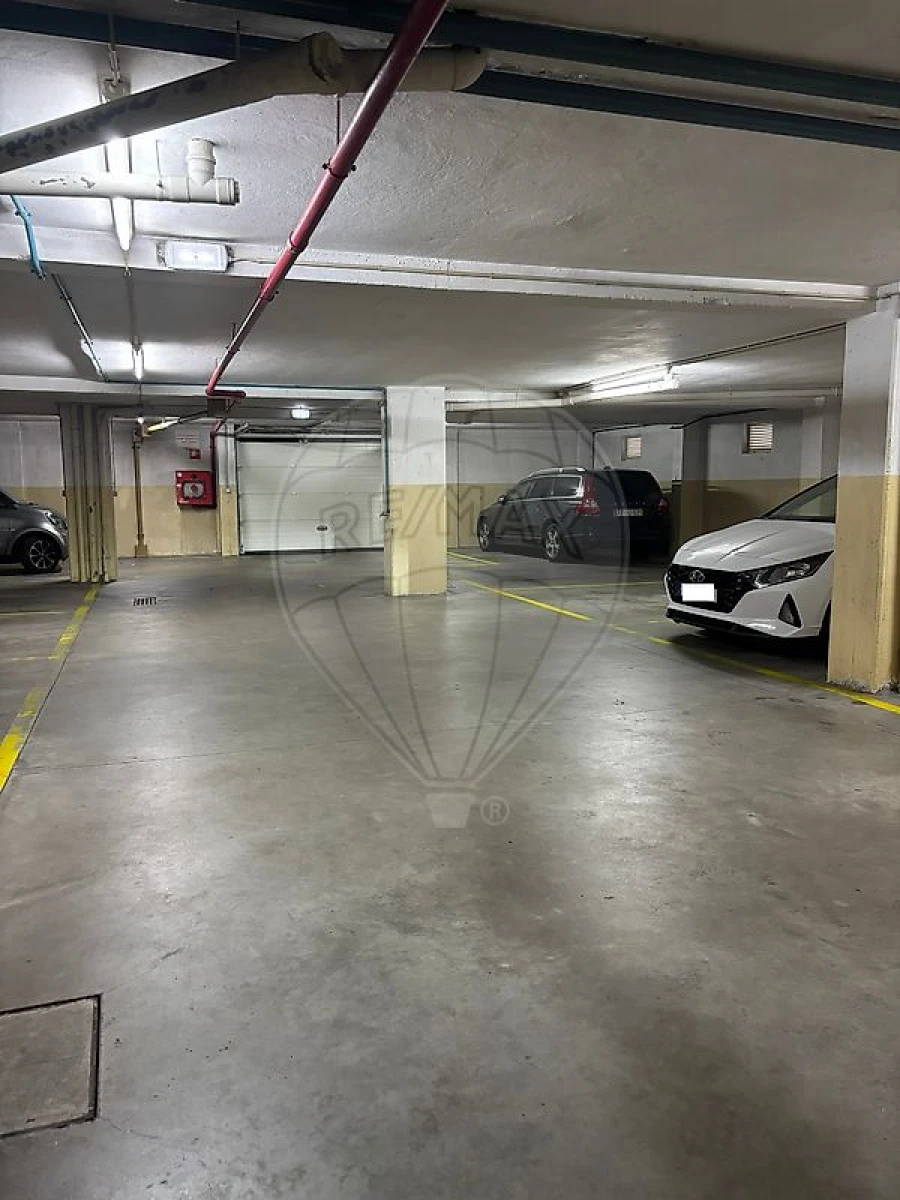 Apartamento T3 para Arrendamento em São Mamede de Infesta e Senhora da Hora Foto 22
