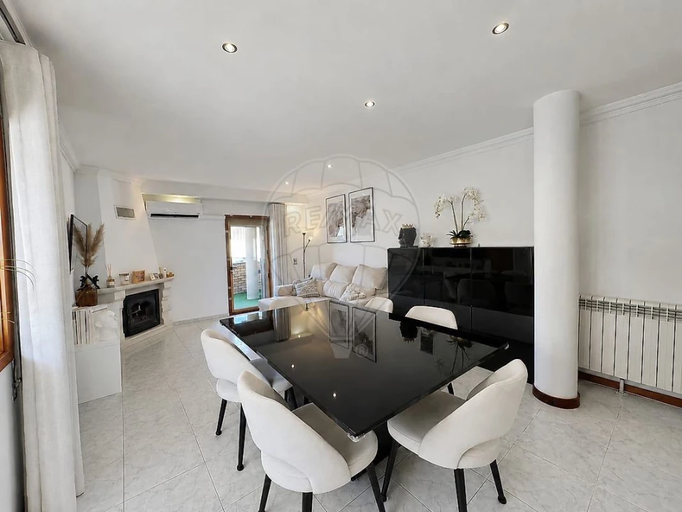 Apartamento T3 para Venda em Alfena Foto 3