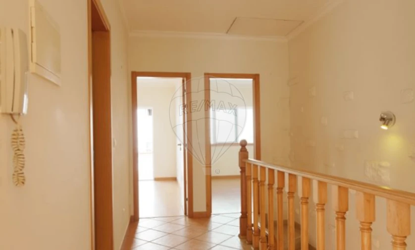Moradia T3 para Arrendamento em Quinta do Conde Foto 12