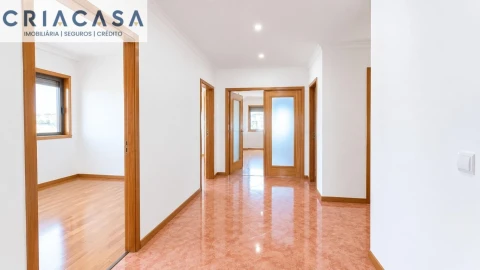 Apartamento T3 para Venda em Vilar de Andorinho