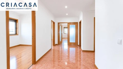 Apartamento T3 para Venda em Vilar de Andorinho