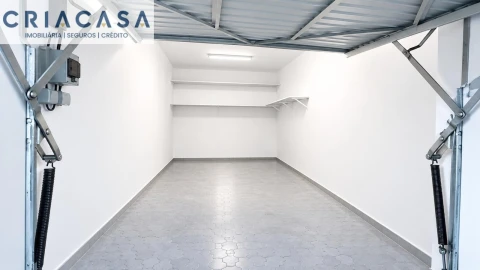 Apartamento T3 para Venda em Vilar de Andorinho