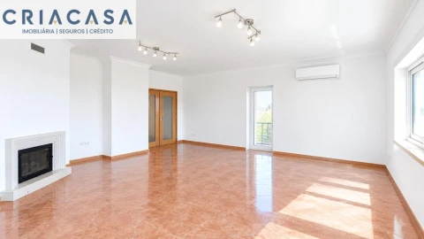 Apartamento T3 para Venda em Vilar de Andorinho