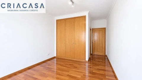 Apartamento T3 para Venda em Vilar de Andorinho