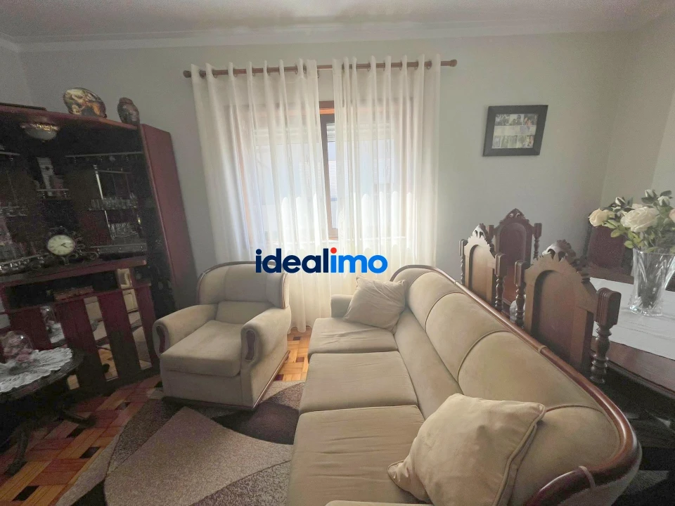 Moradia T4 para Venda em Rio Tinto Foto 15