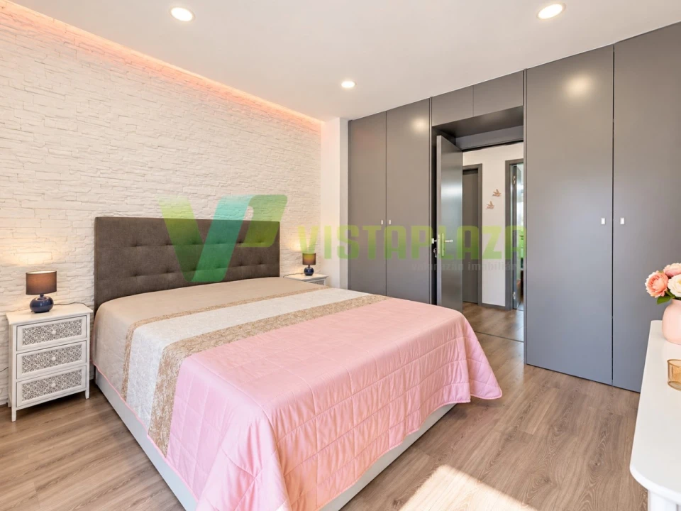 Apartamento T2 para Venda em Portimão Foto 15