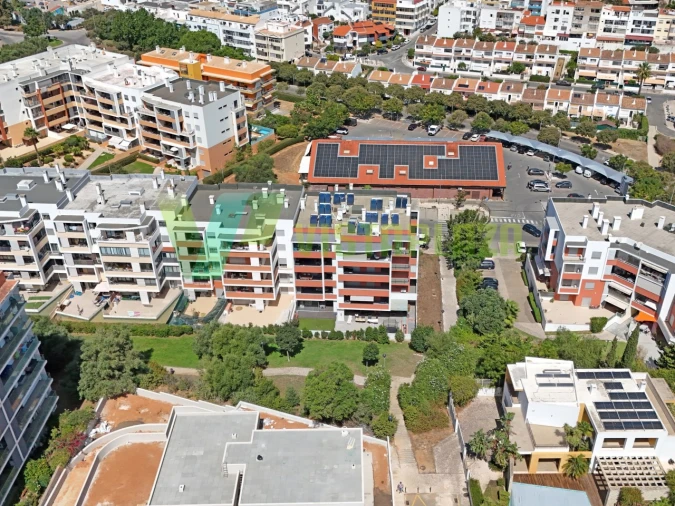 Apartamento T2 para Venda em Portimão Foto 24