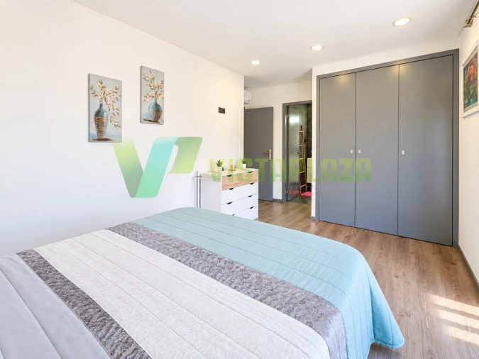 Apartamento T2 para Venda em Portimão Foto 17