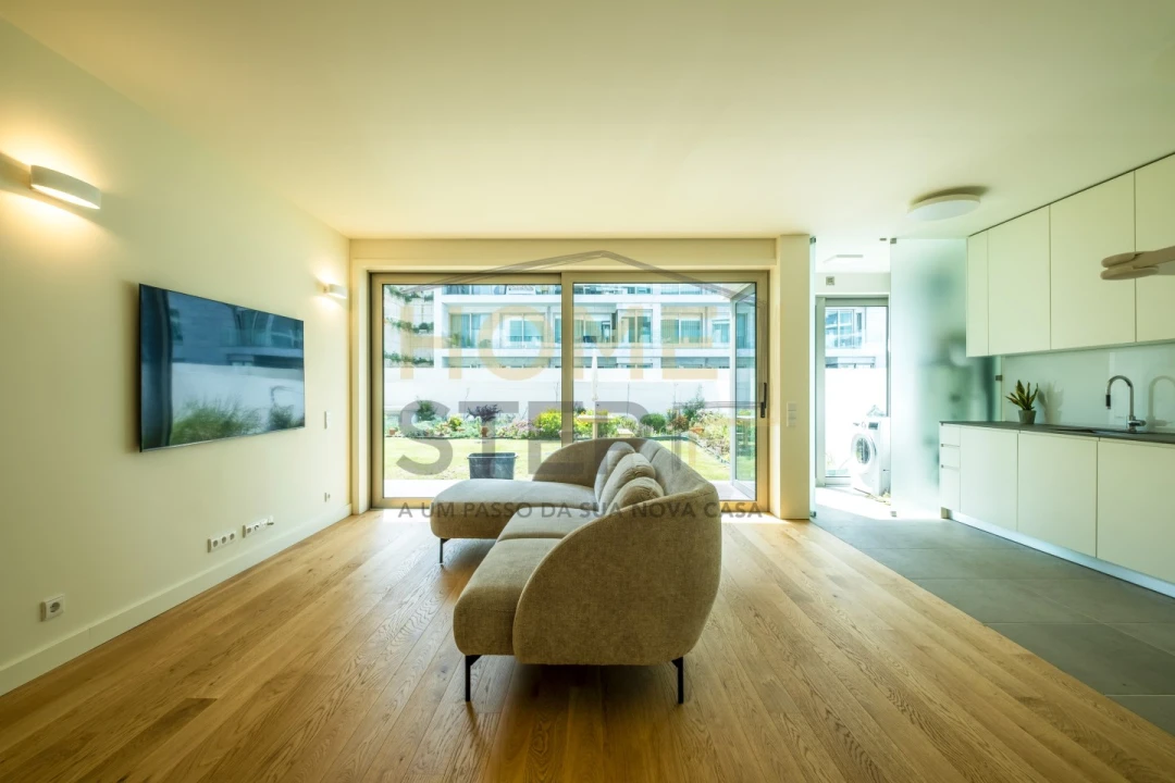 Apartamento T2 para Venda em Canidelo Foto 2