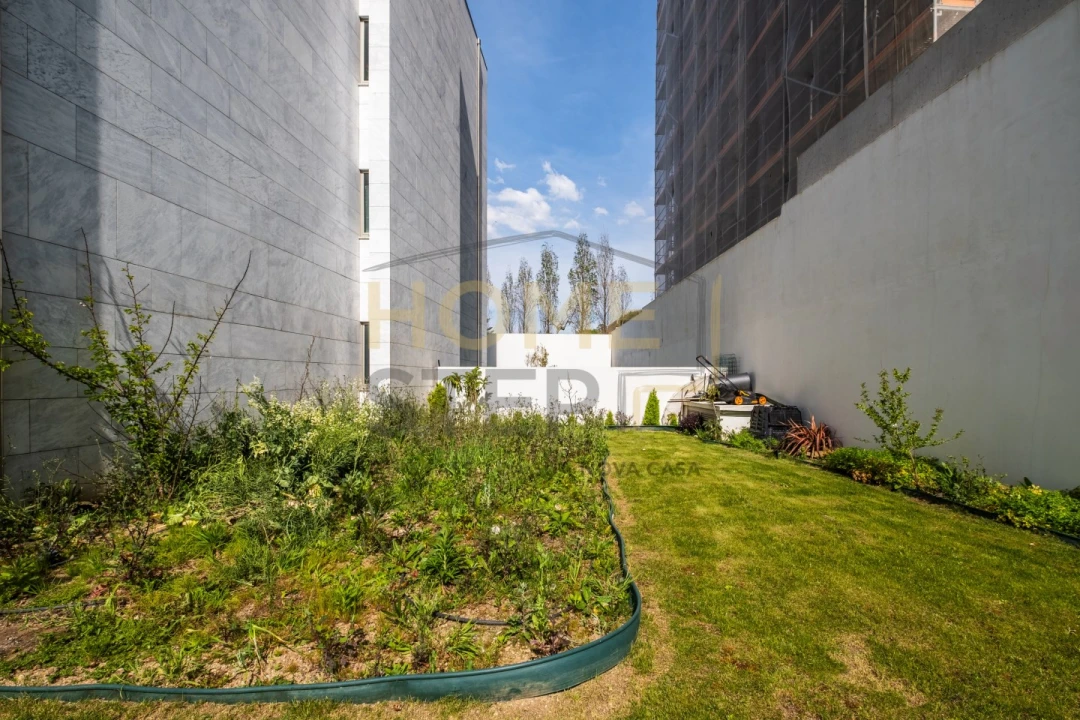 Apartamento T2 para Venda em Canidelo Foto 32