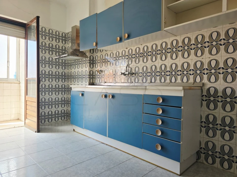 Apartamento T2 para Venda em União das Freguesias de Setúbal Foto 1