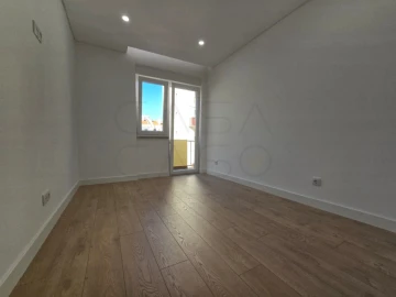 Apartamento T3 para Venda em União das Freguesias de Setúbal