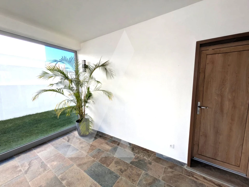 Moradia T5 para Venda em Gafanha da Encarnação Foto 9