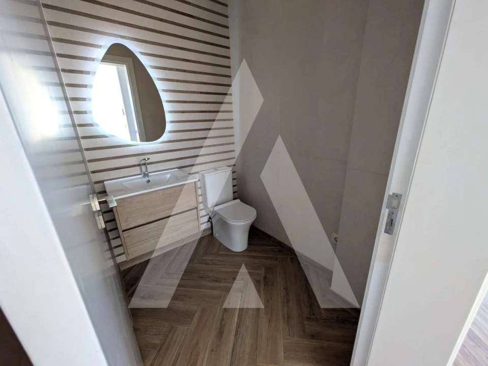 Moradia T5 para Venda em Gafanha da Encarnação Foto 26