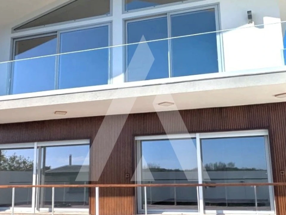 Moradia T5 para Venda em Gafanha da Encarnação Foto 36