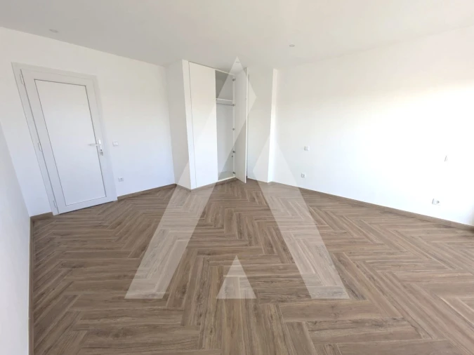 Moradia T5 para Venda em Gafanha da Encarnação Foto 27