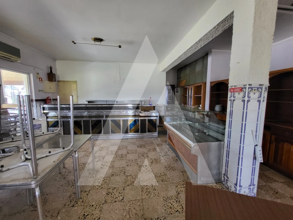 Negócio para Arrendamento em Fornos de Maceira Dão Foto 5