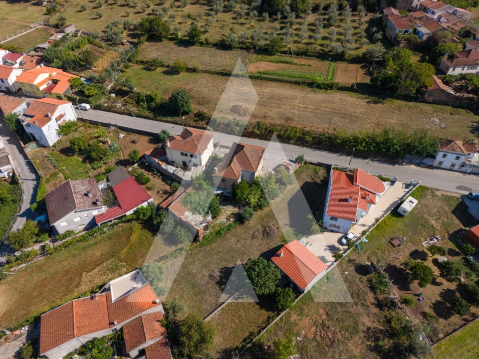 Moradia T3 para Venda em Lousã e Vilarinho Foto 35