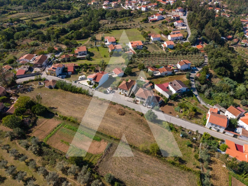 Moradia T3 para Venda em Lousã e Vilarinho Foto 37