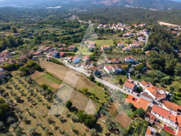 Moradia T3 para Venda em Lousã e Vilarinho