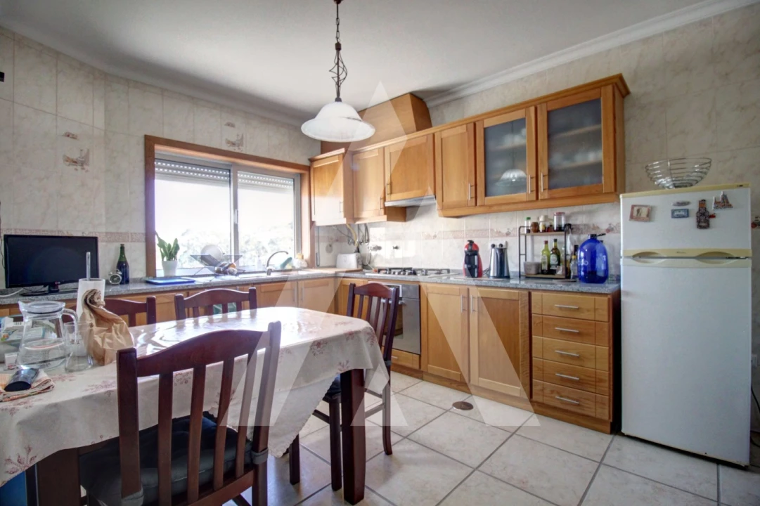Apartamento T3 para Venda em Oiã Foto 13