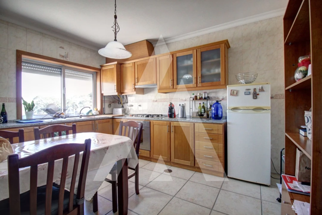 Apartamento T3 para Venda em Oiã Foto 12