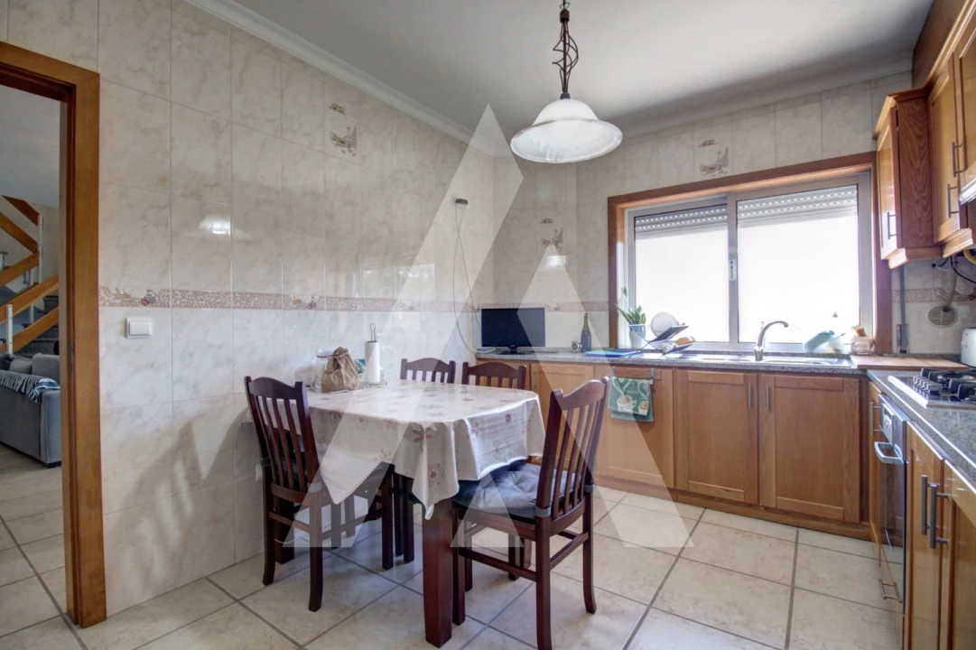 Apartamento T3 para Venda em Oiã Foto 14