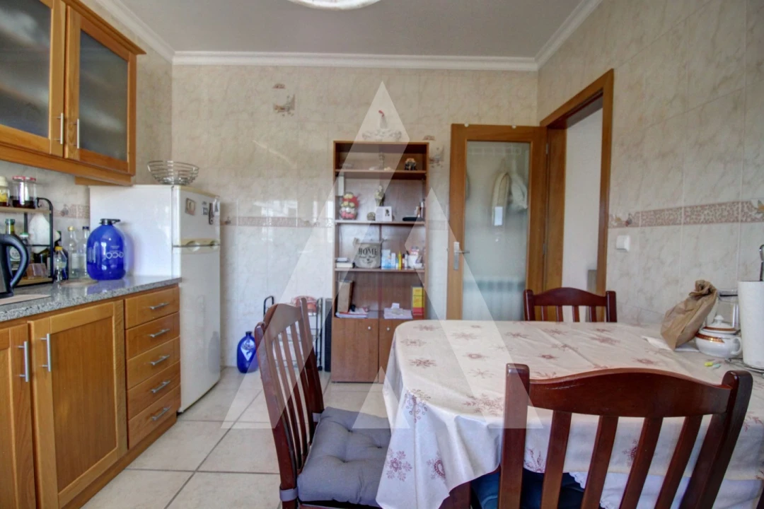 Apartamento T3 para Venda em Oiã Foto 18