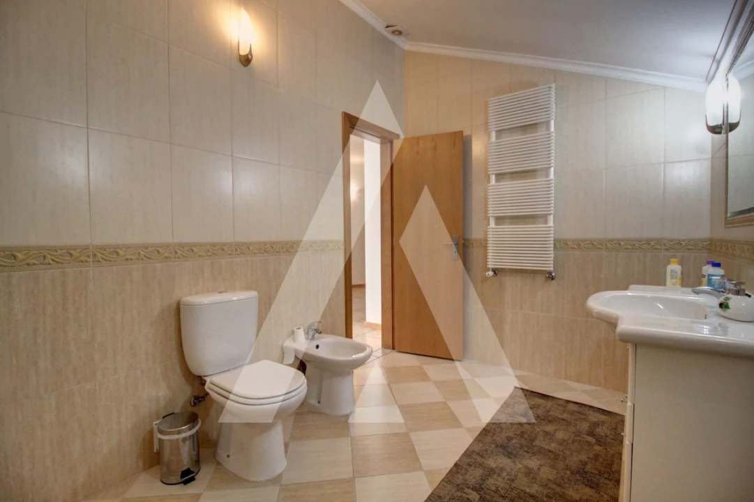 Apartamento T3 para Venda em Oiã Foto 28