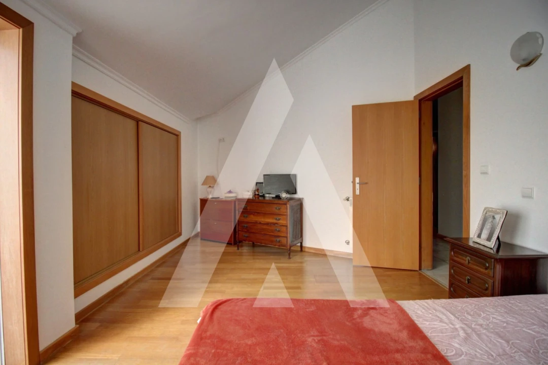 Apartamento T3 para Venda em Oiã Foto 30