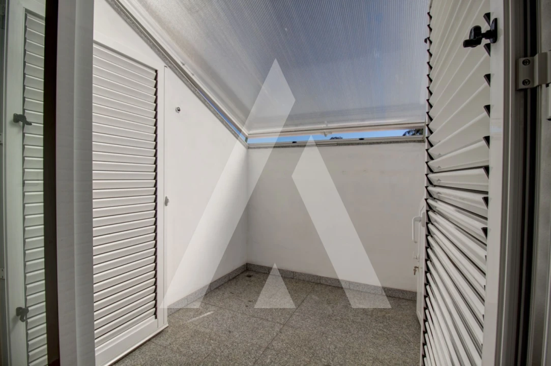 Apartamento T3 para Venda em Oiã Foto 44