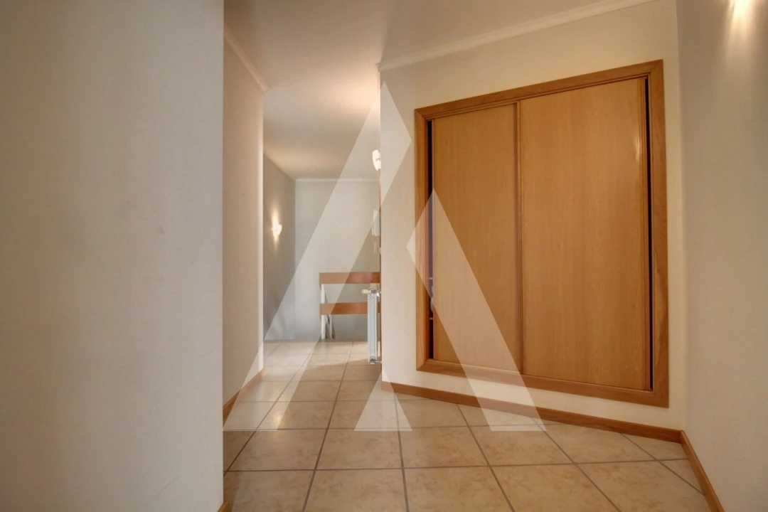 Apartamento T3 para Venda em Oiã Foto 23
