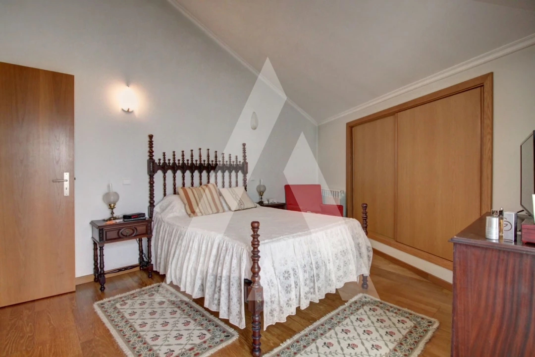 Apartamento T3 para Venda em Oiã Foto 40