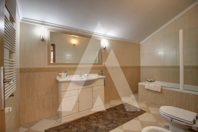 Apartamento T3 para Venda em Oiã Foto 25