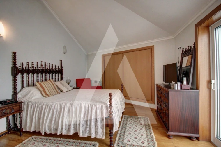 Apartamento T3 para Venda em Oiã Foto 36