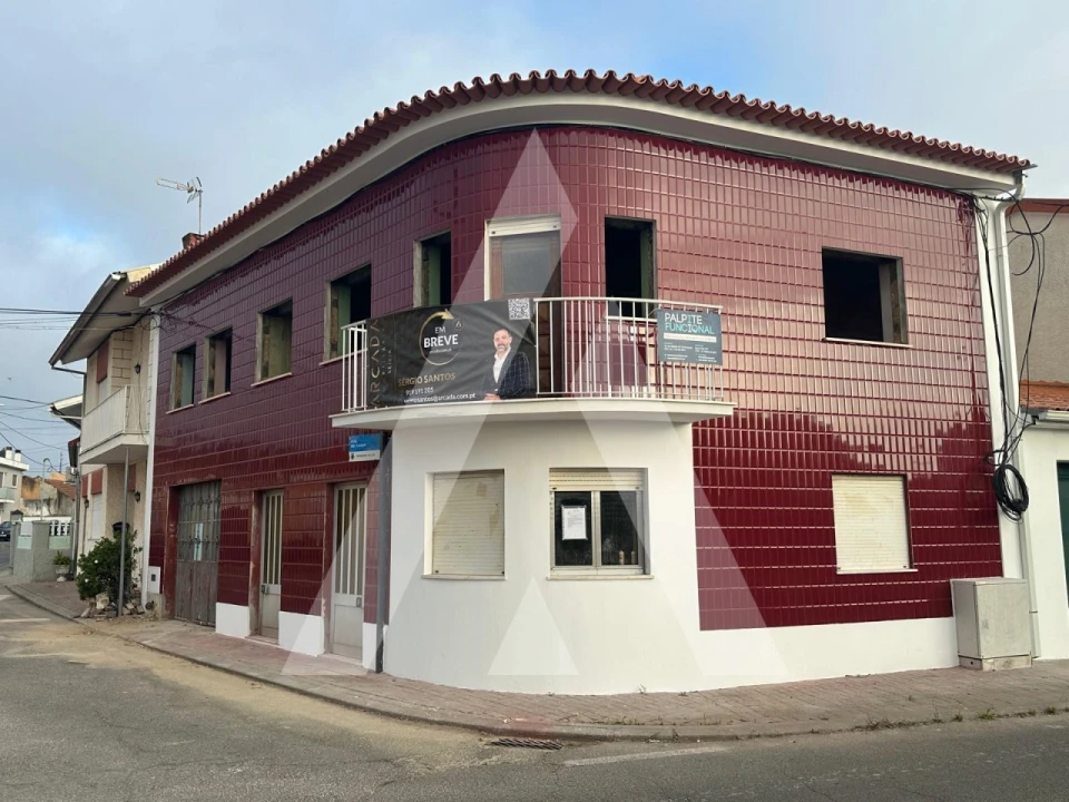 Moradia T3 para Venda em Oiã Foto 5