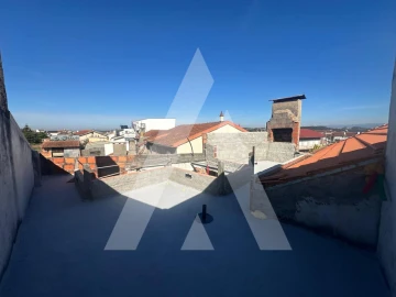 Moradia T3 para Venda em Oiã