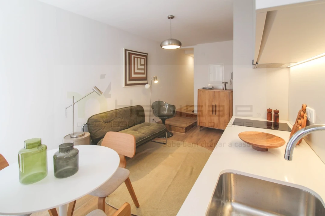 Apartamento T2 para Venda em Misericórdia Foto 2