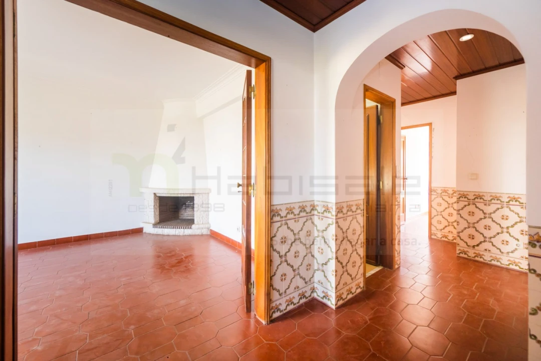 Apartamento T3 para Venda em Carcavelos e Parede Foto 6