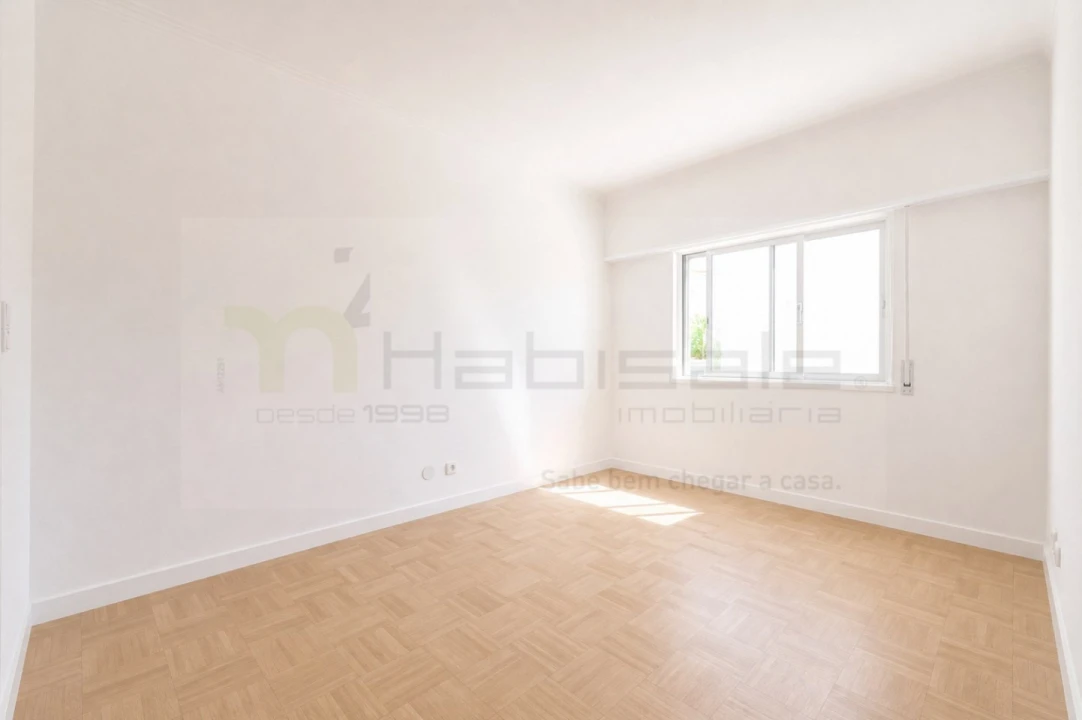 Apartamento T3 para Venda em Carcavelos e Parede Foto 30