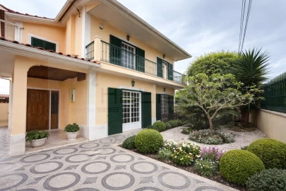 Moradia T5 para Venda em Alcabideche