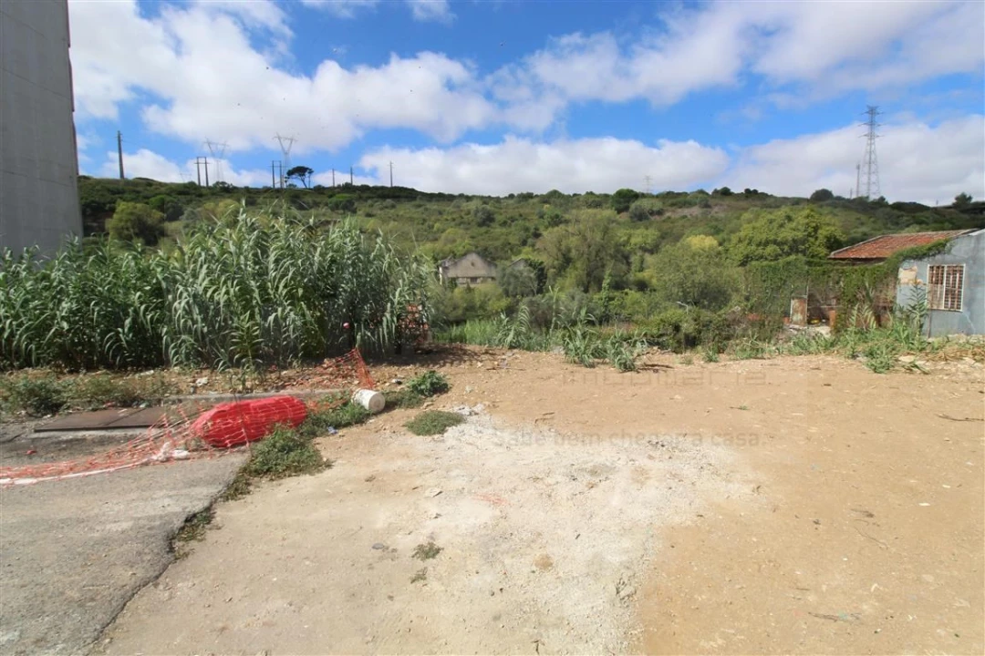 Terreno para Venda em Queluz e Belas Foto 5