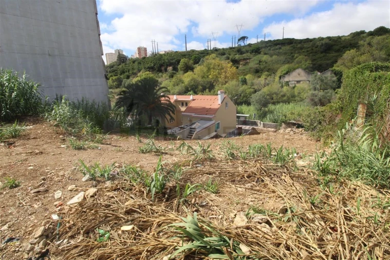 Terreno para Venda em Queluz e Belas Foto 6