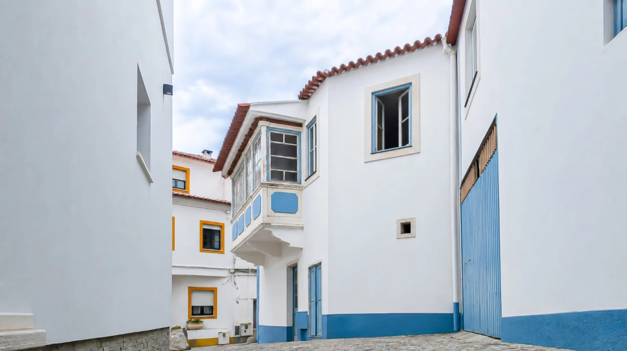 Prédio para Venda em Valado dos Frades Foto 27