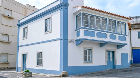 Prédio para Venda em Valado dos Frades