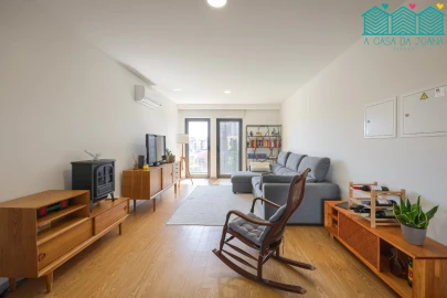 Apartamento T2 para Venda em Glória e Vera Cruz