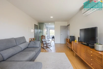 Apartamento T2 para Venda em Glória e Vera Cruz